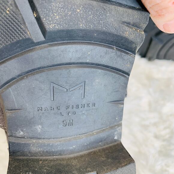 Marc Fisher Gray Noble Suede Combat Moto Boot Lug Sole Sz 9 - Picture 5 of 7